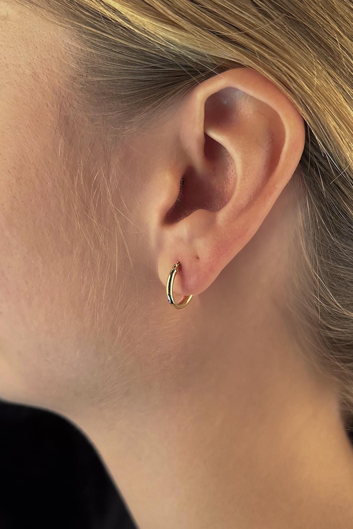 14K Gold Thin Chunky Tube Earrings
