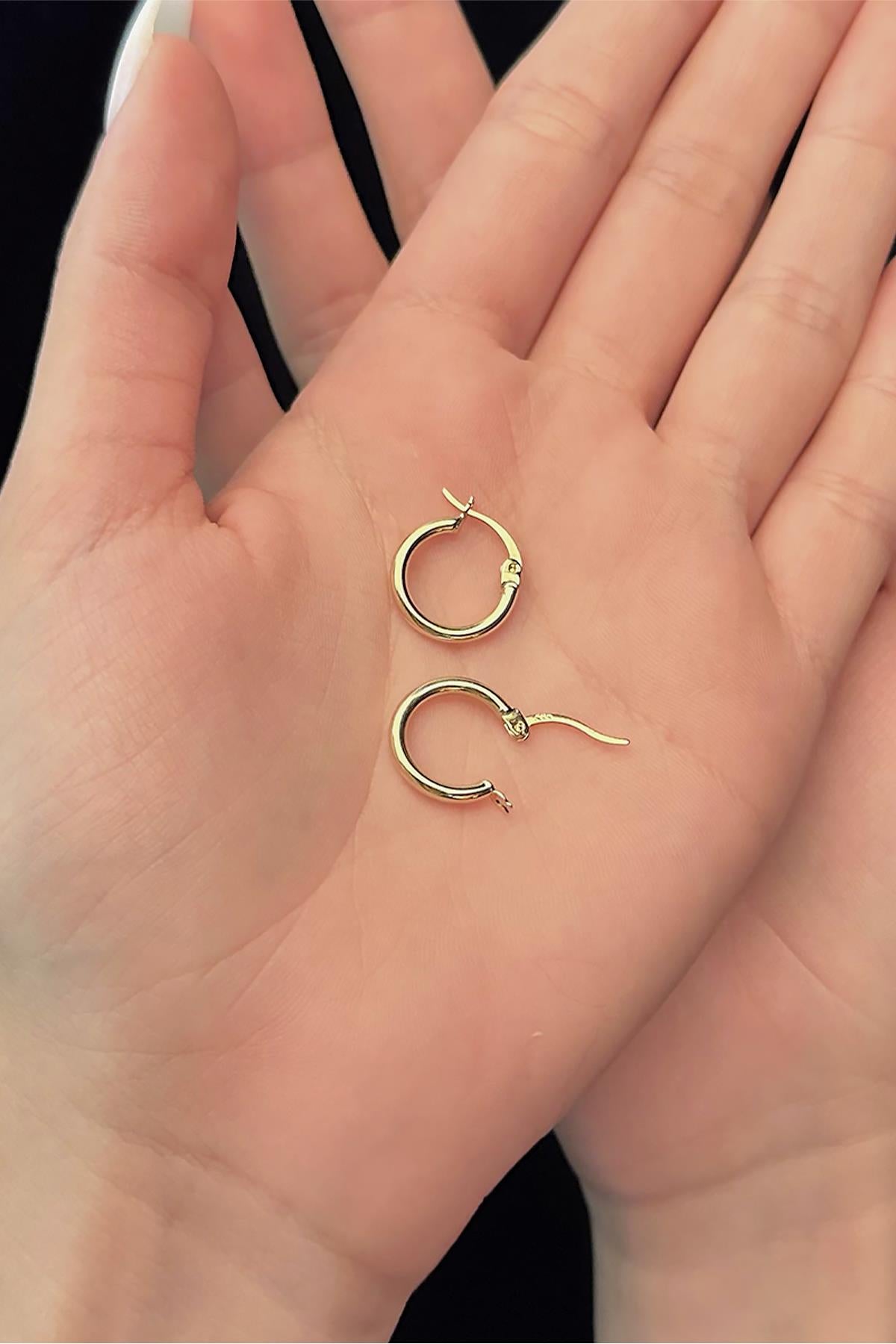 14K Gold Thin Chunky Tube Earrings