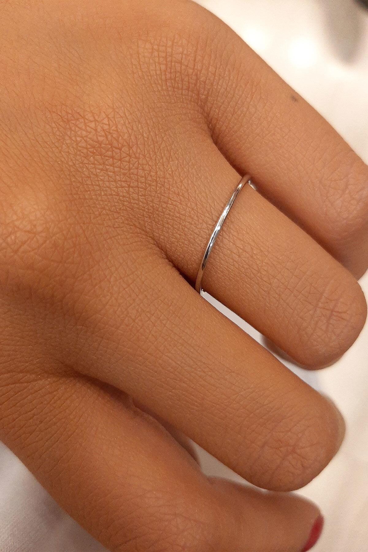 14K Gold Thin Marriage Ring