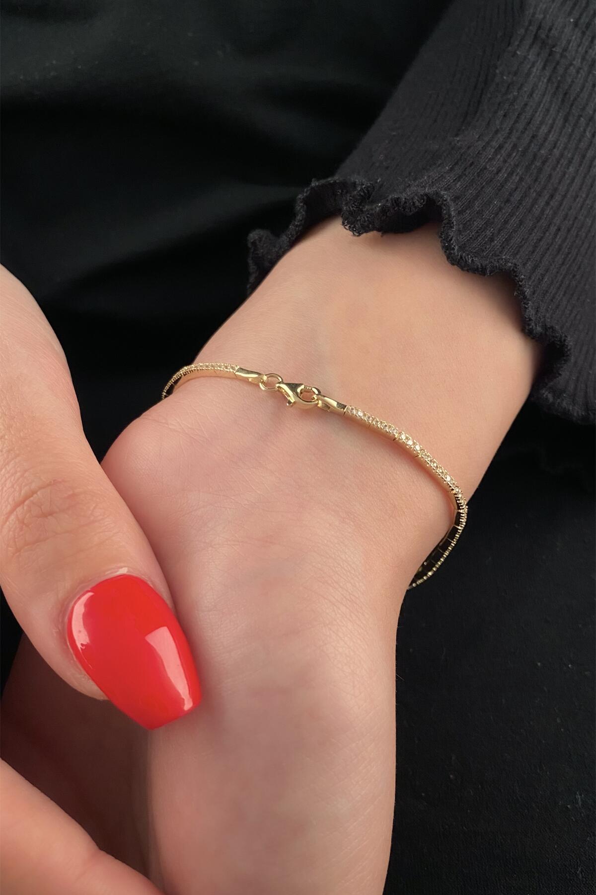 14K Gold Thin Tennis Bracelet