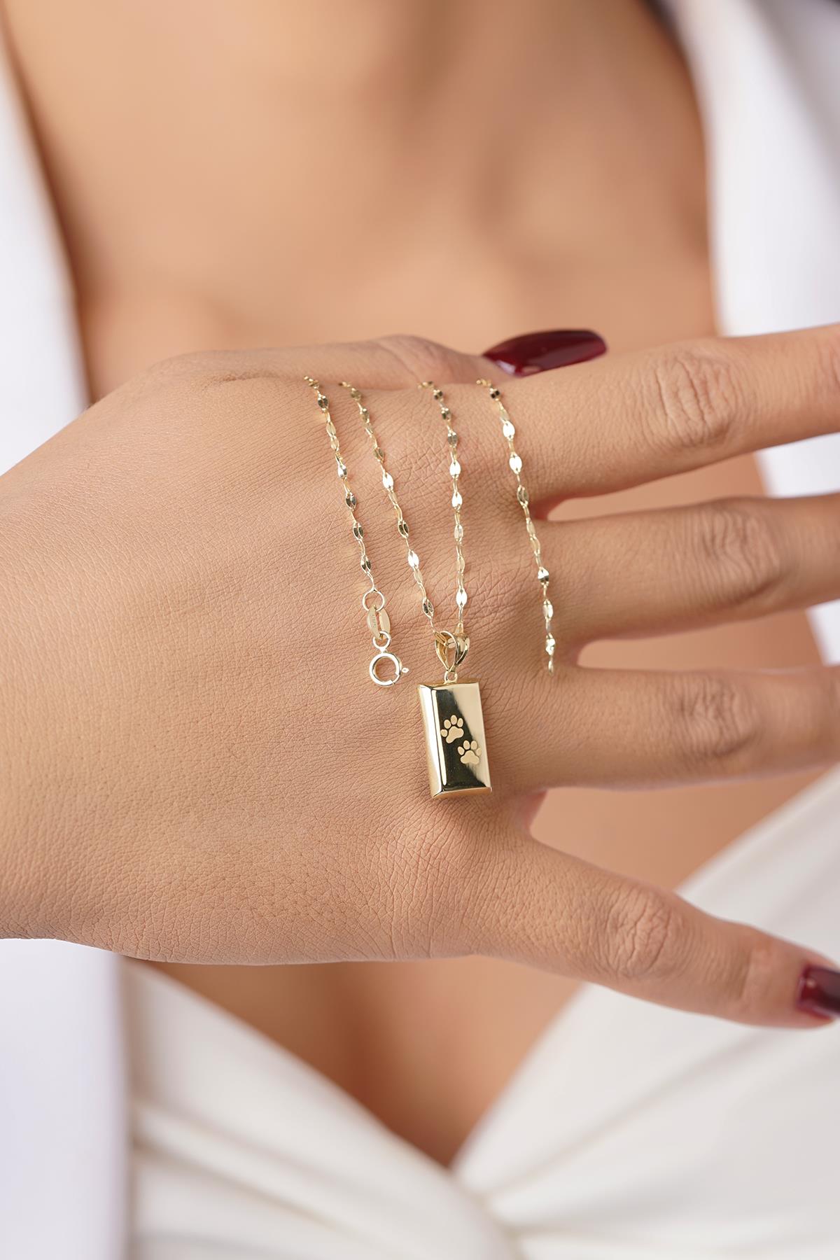 14K Gold Tiny Bar on Sparkle Mirror Chain