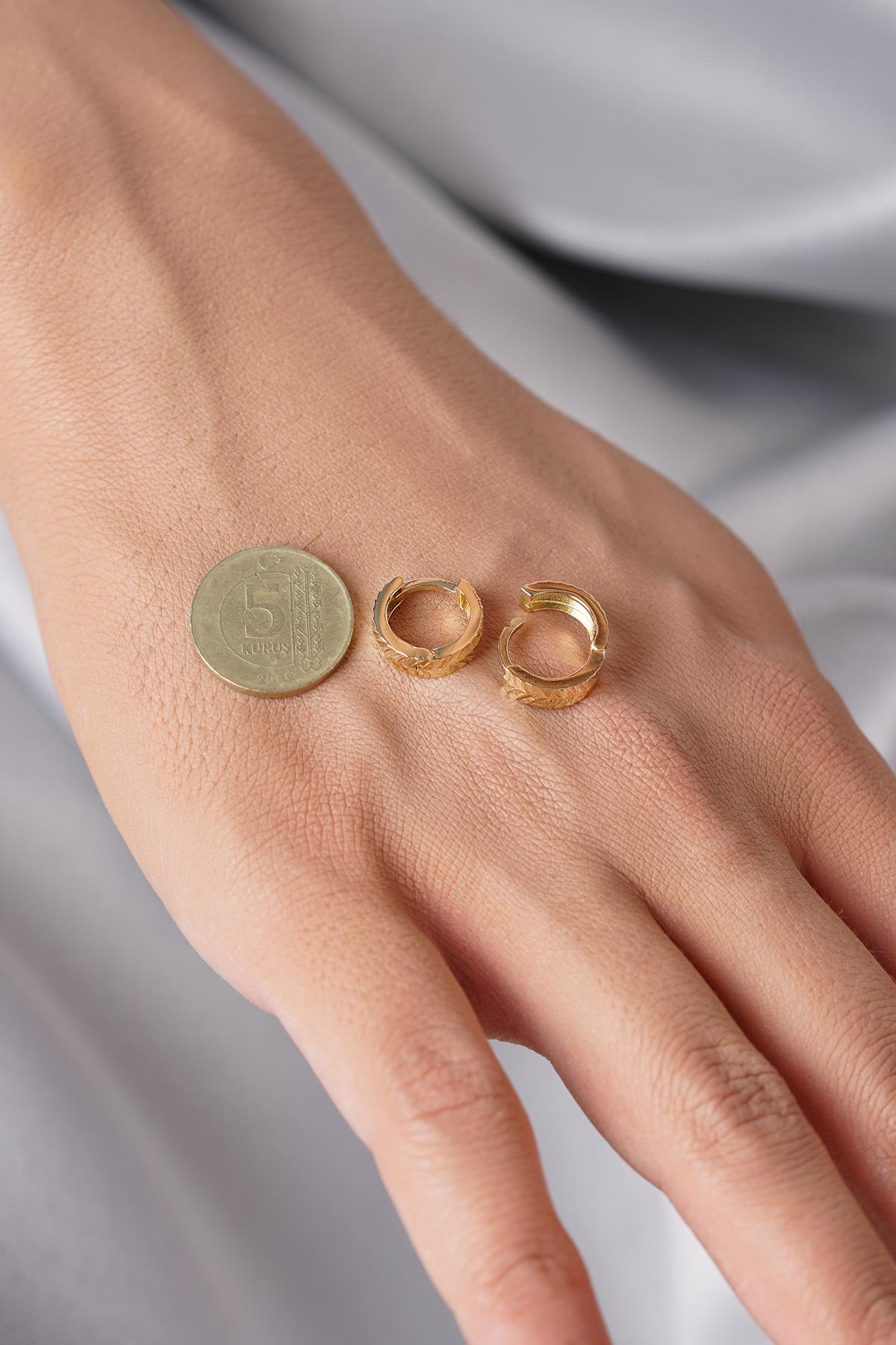 14K Gold Tiny Wheat Ear Stud Earrings