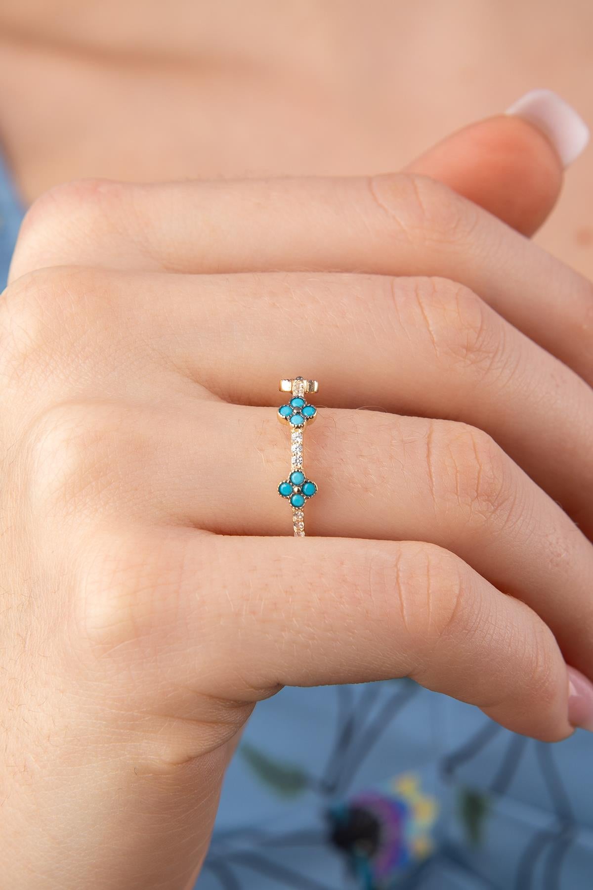 14K Gold Turquoise Stone Daisy Ring