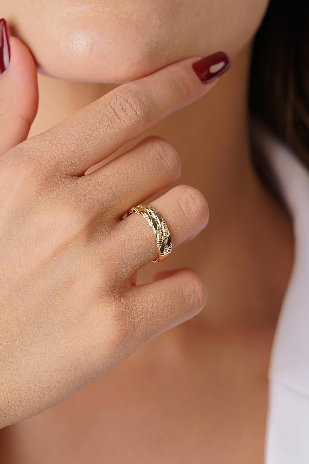14K Gold Twisted Rope Band Ring
