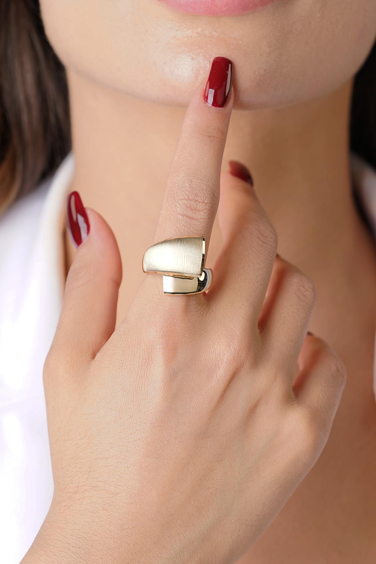 14K Gold Ulyana Designer Band Ring