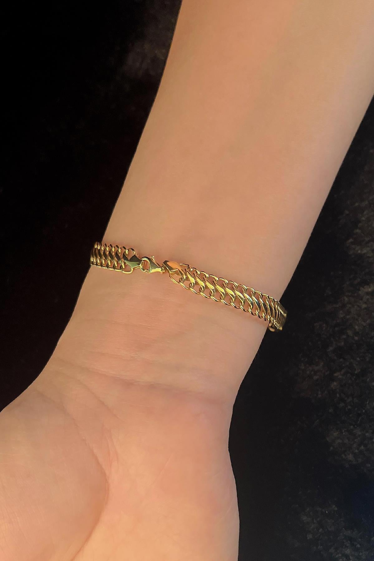 14K Gold Vienna Bracelet With Star İn The Middle