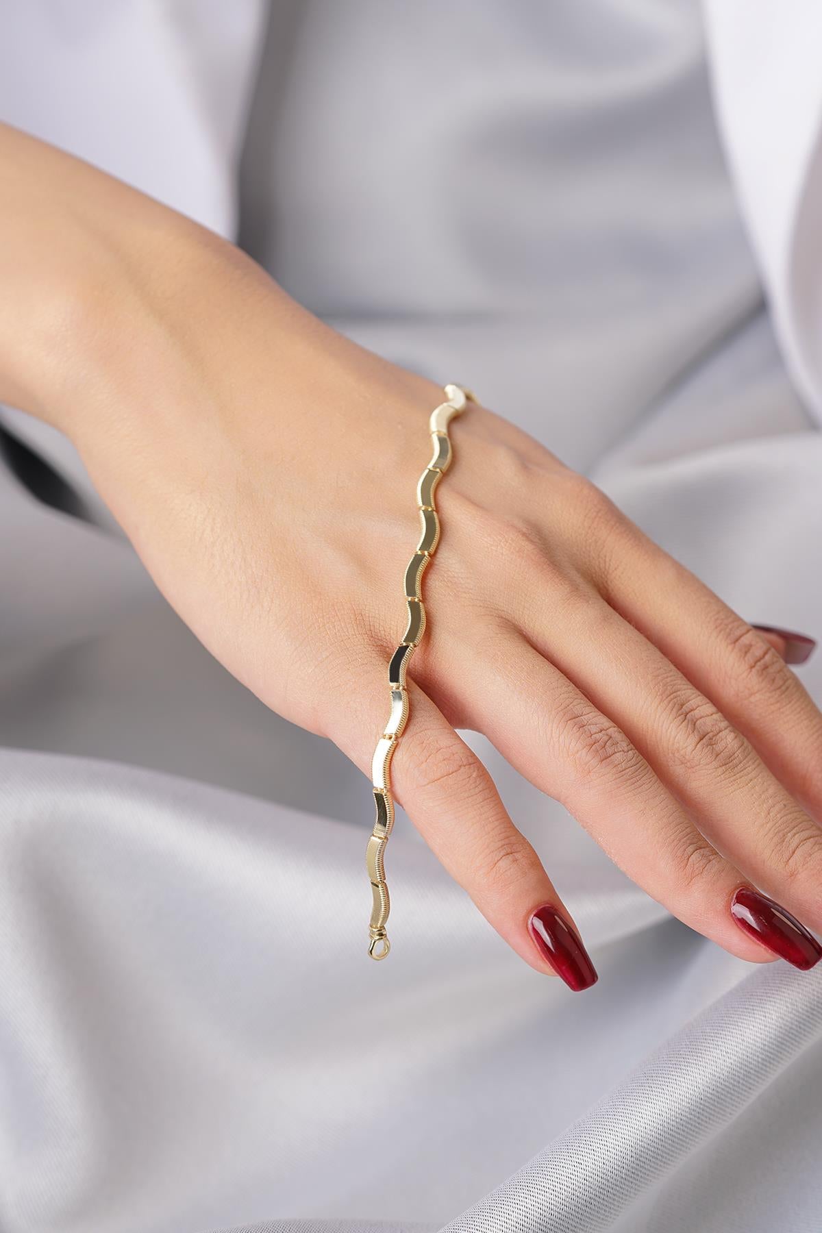 14K Solid Gold Wavy High-Polish Bangle