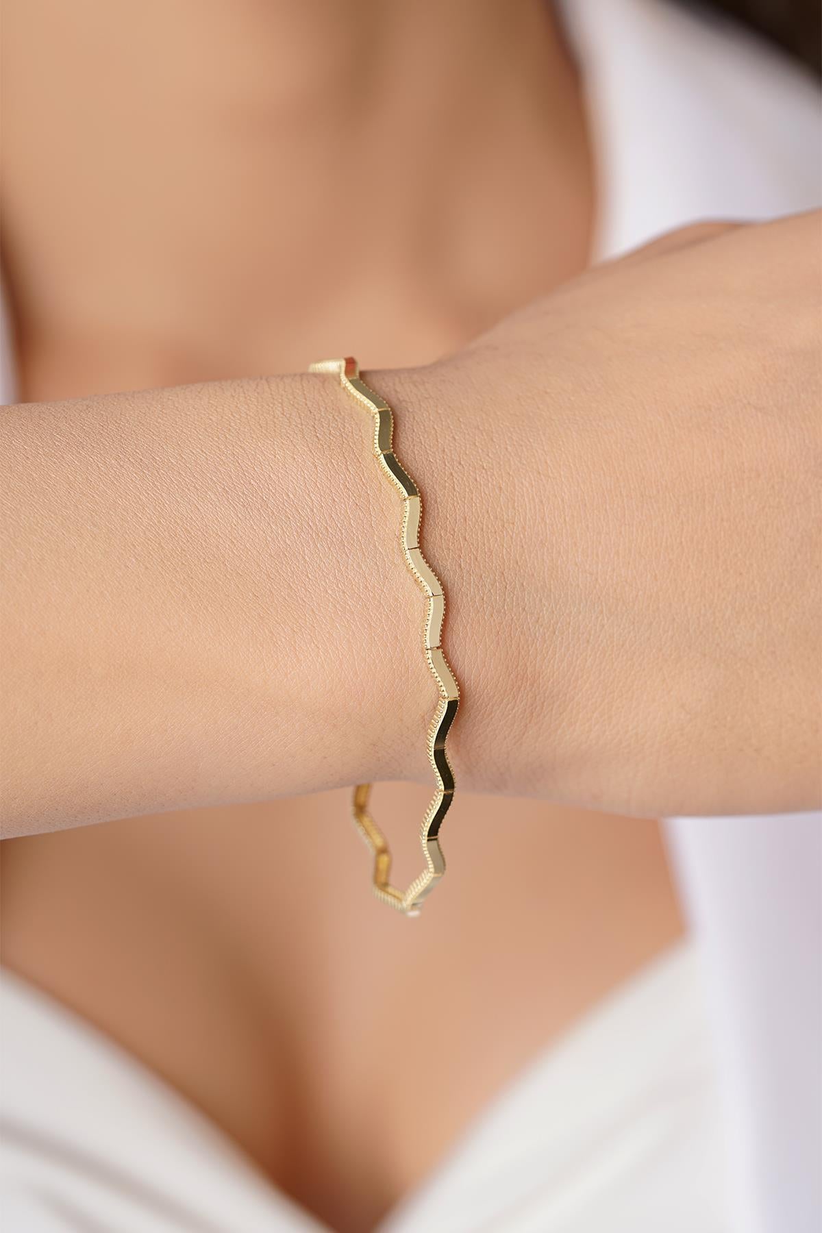 14K Gold Zigzag Ajda Bracelet