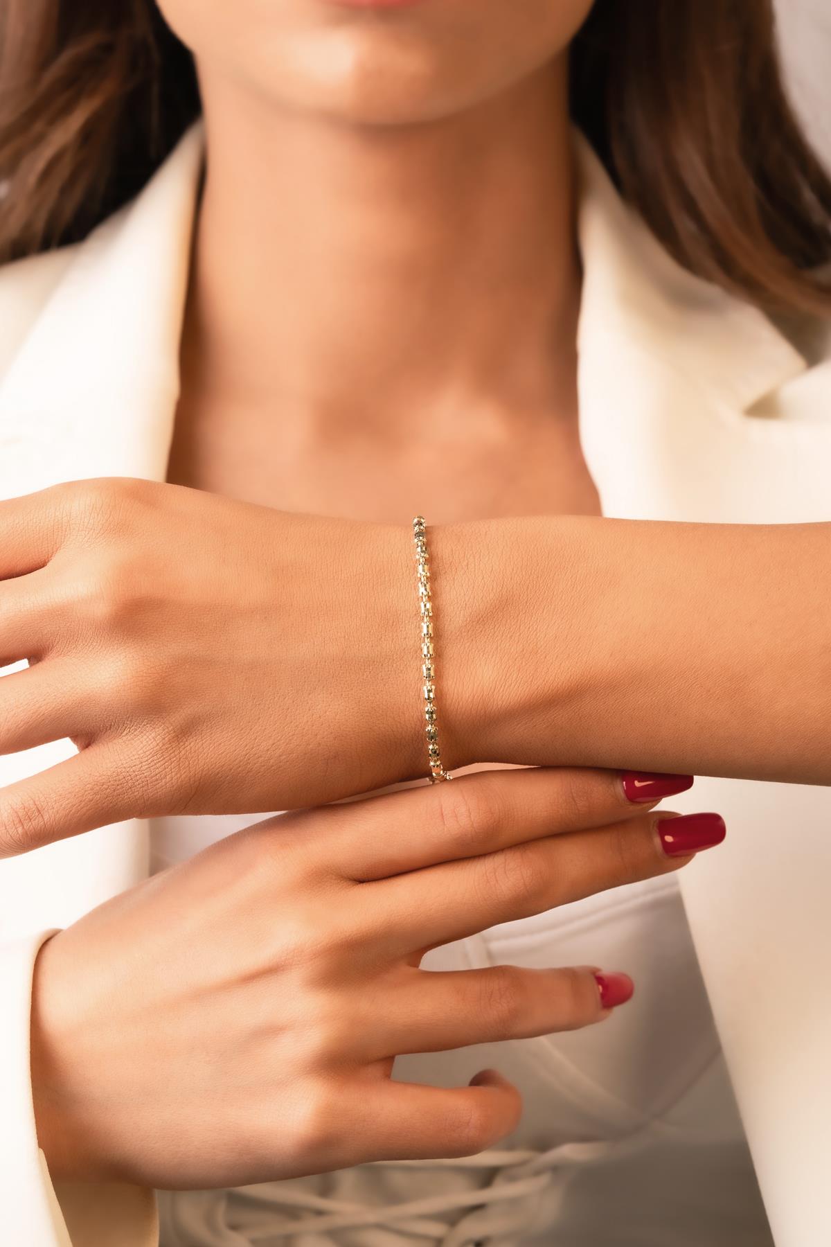 14K Linda Bracelet