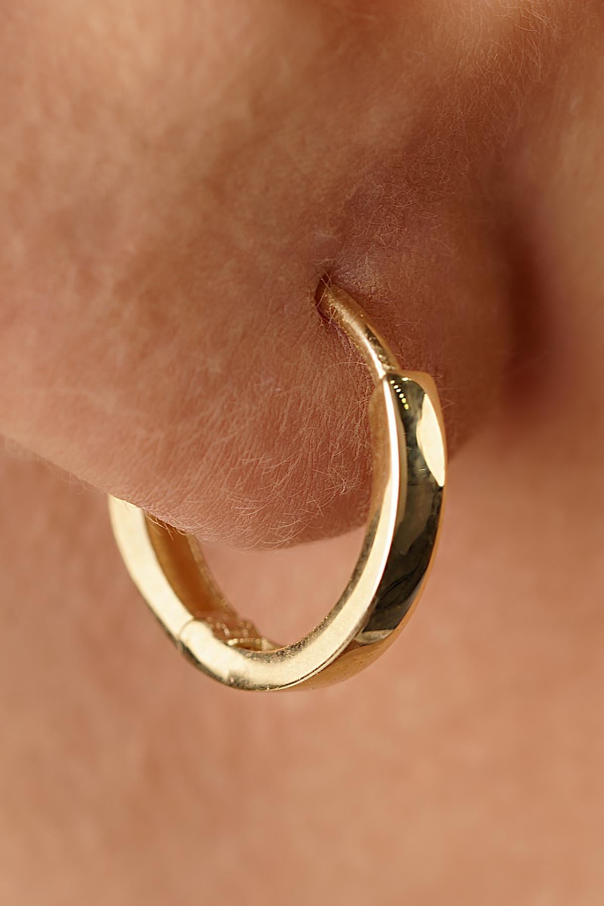 14K Solid Gold Classic Smooth Hoops
