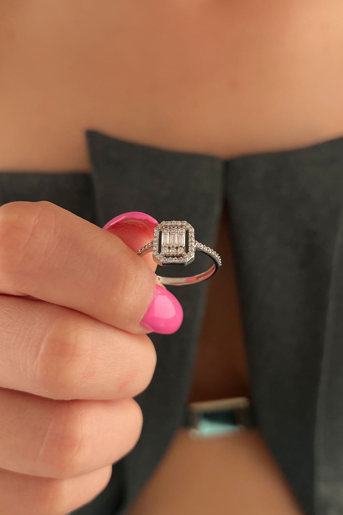 14K White Gold Baguette Ring