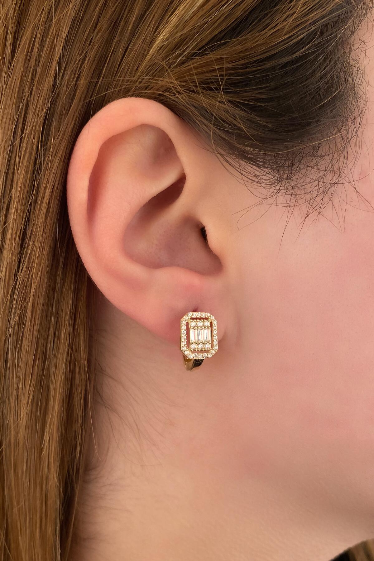 14K Yellow Gold Baguette Stone Earrings