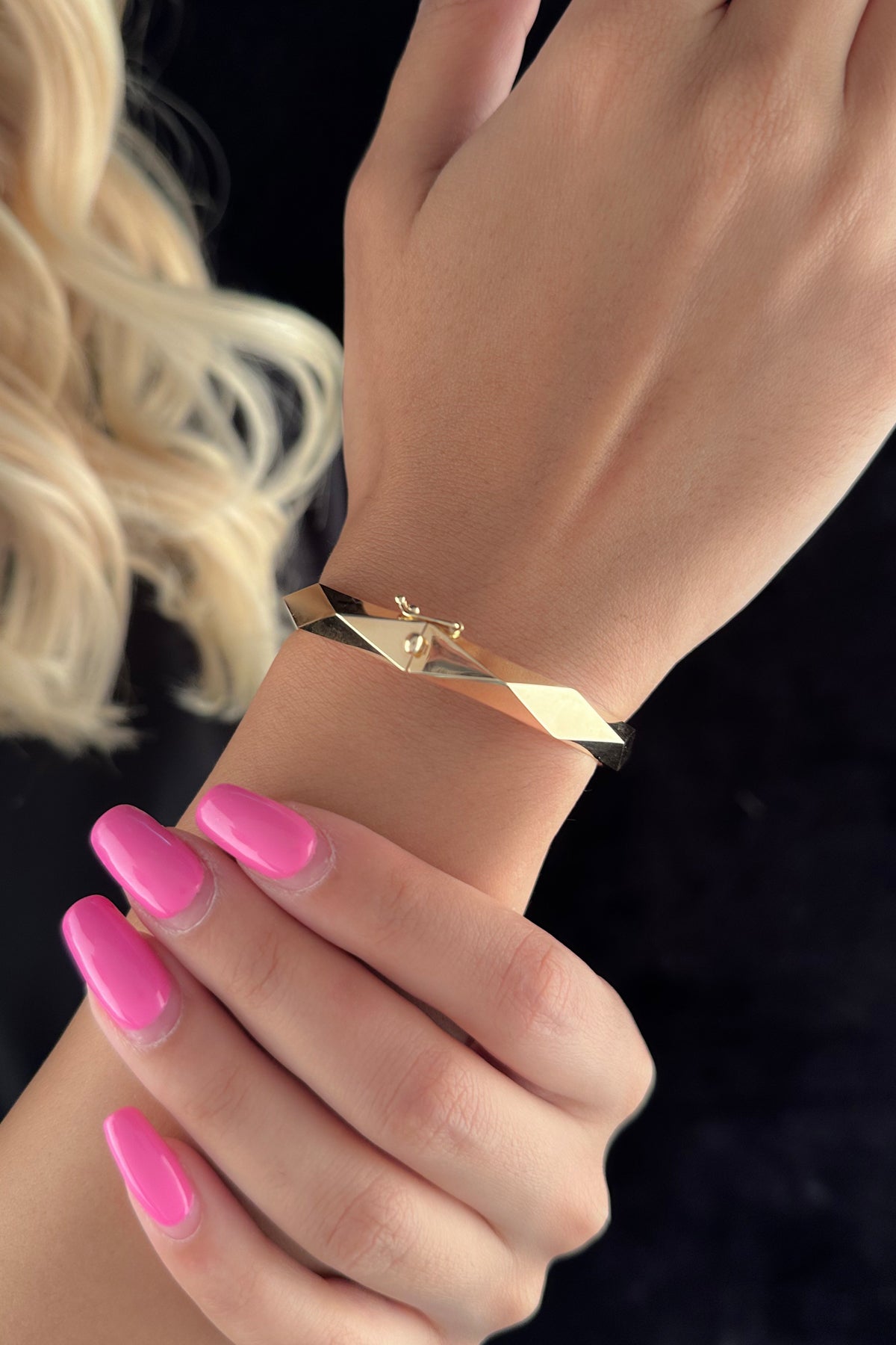 14K Gold Faceted Bangle