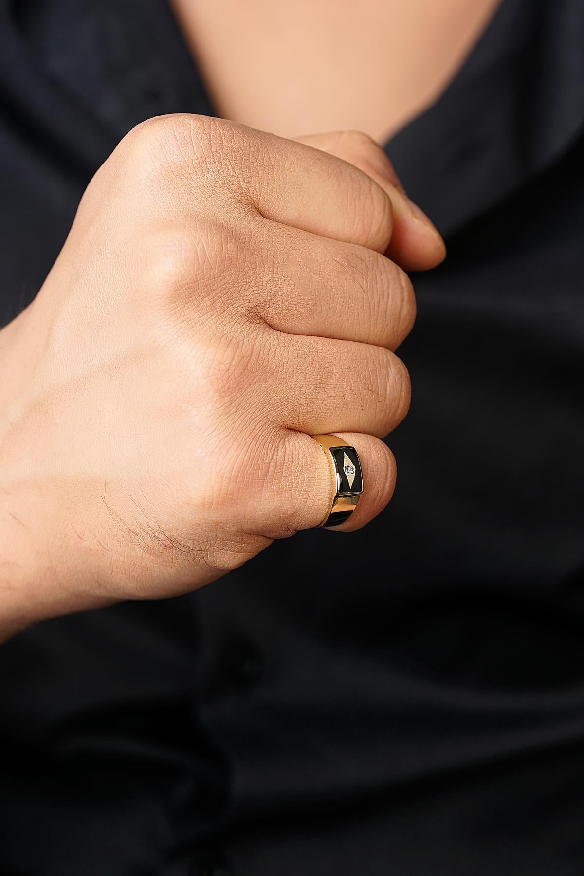 Men's 14K Gold Black Enamel Signet Ring