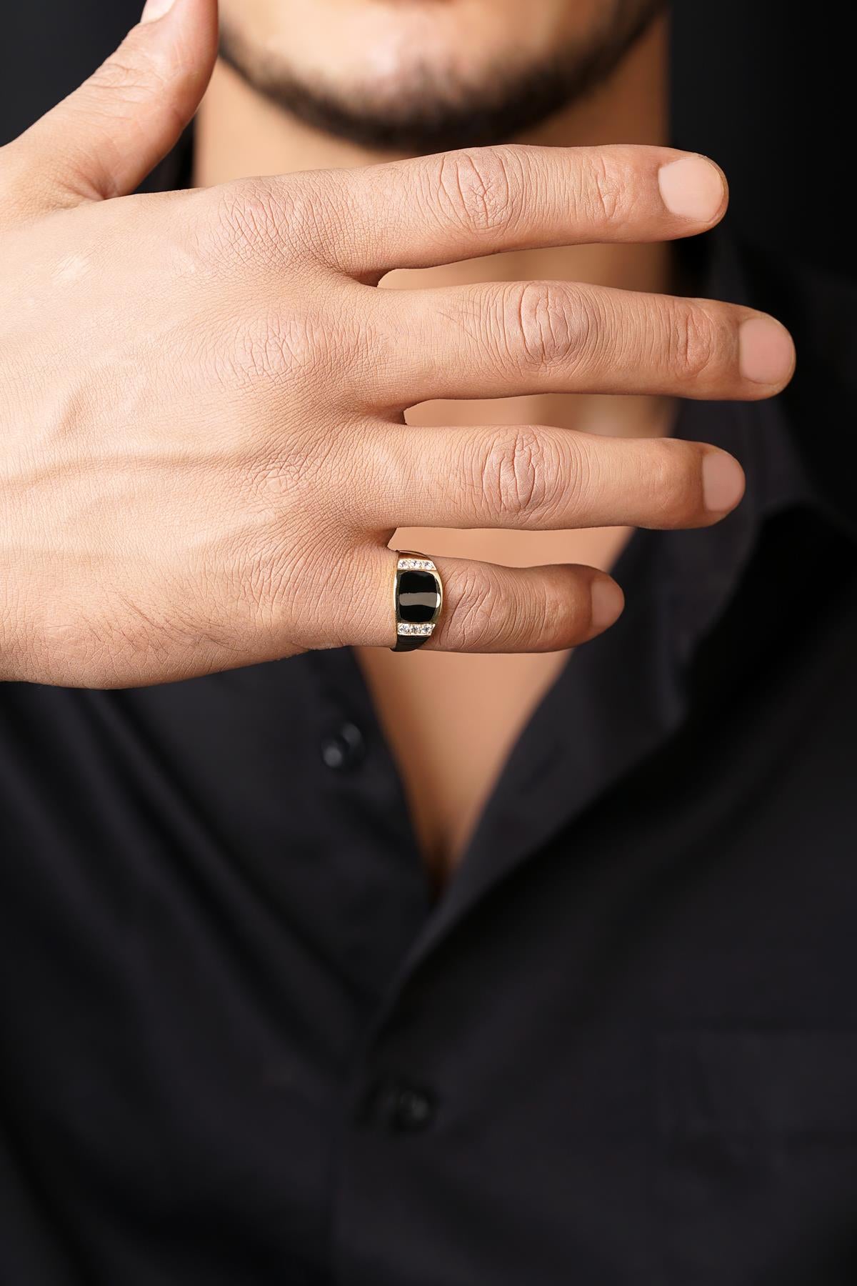 Men's 14K Gold Black Onyx Signet Ring
