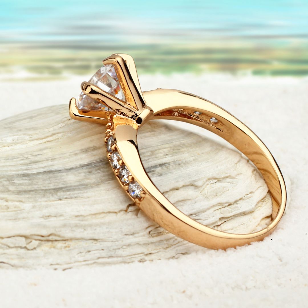 5 Expert Tips to Maintain the Shine of Your Gold Jewelry