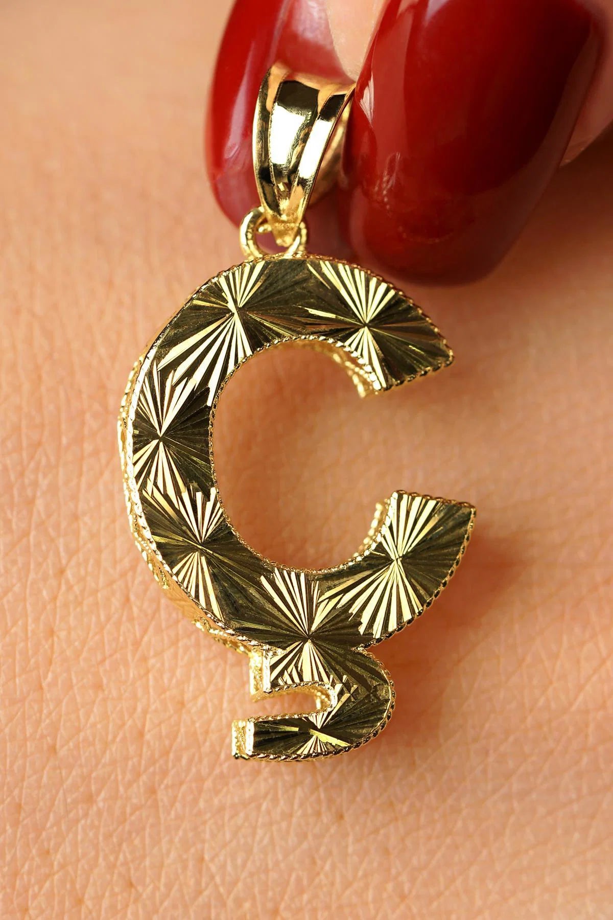 14K Gold Ç Letter Mini Shine Pendant