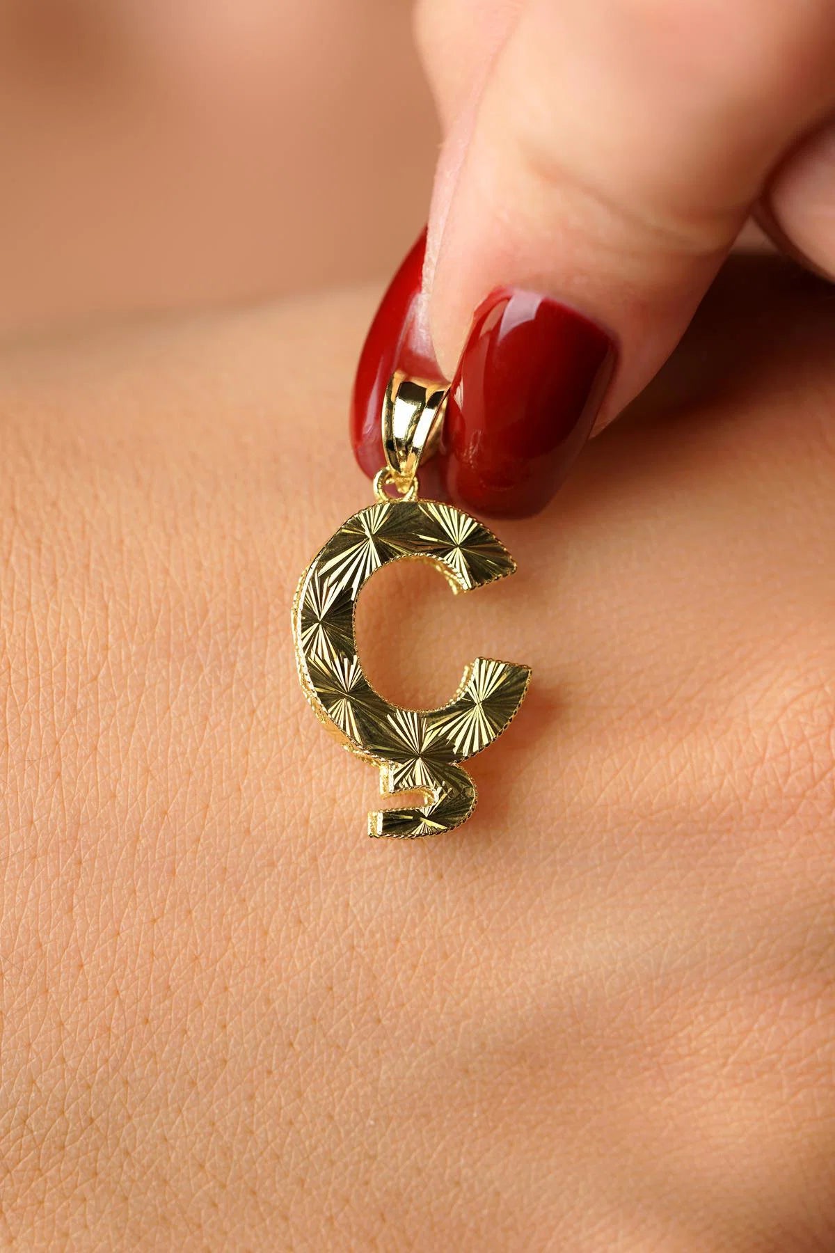 14K Gold Ç Letter Mini Shine Pendant