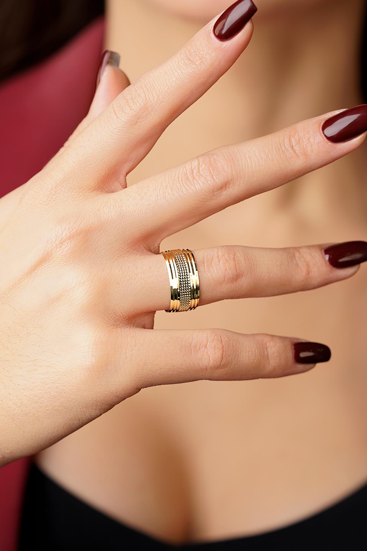 14K Gold Amaretti Wedding Band