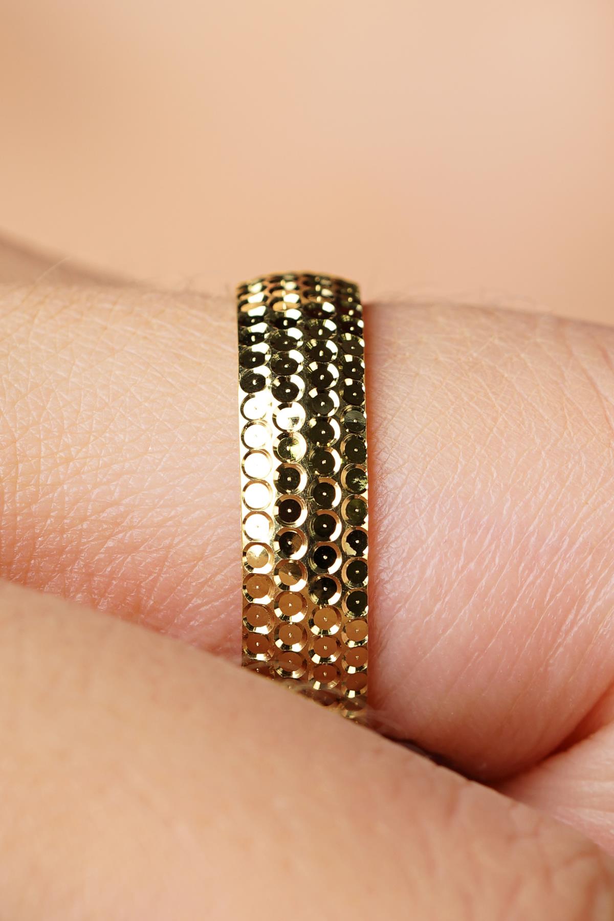 14K Gold Amore Wedding Band