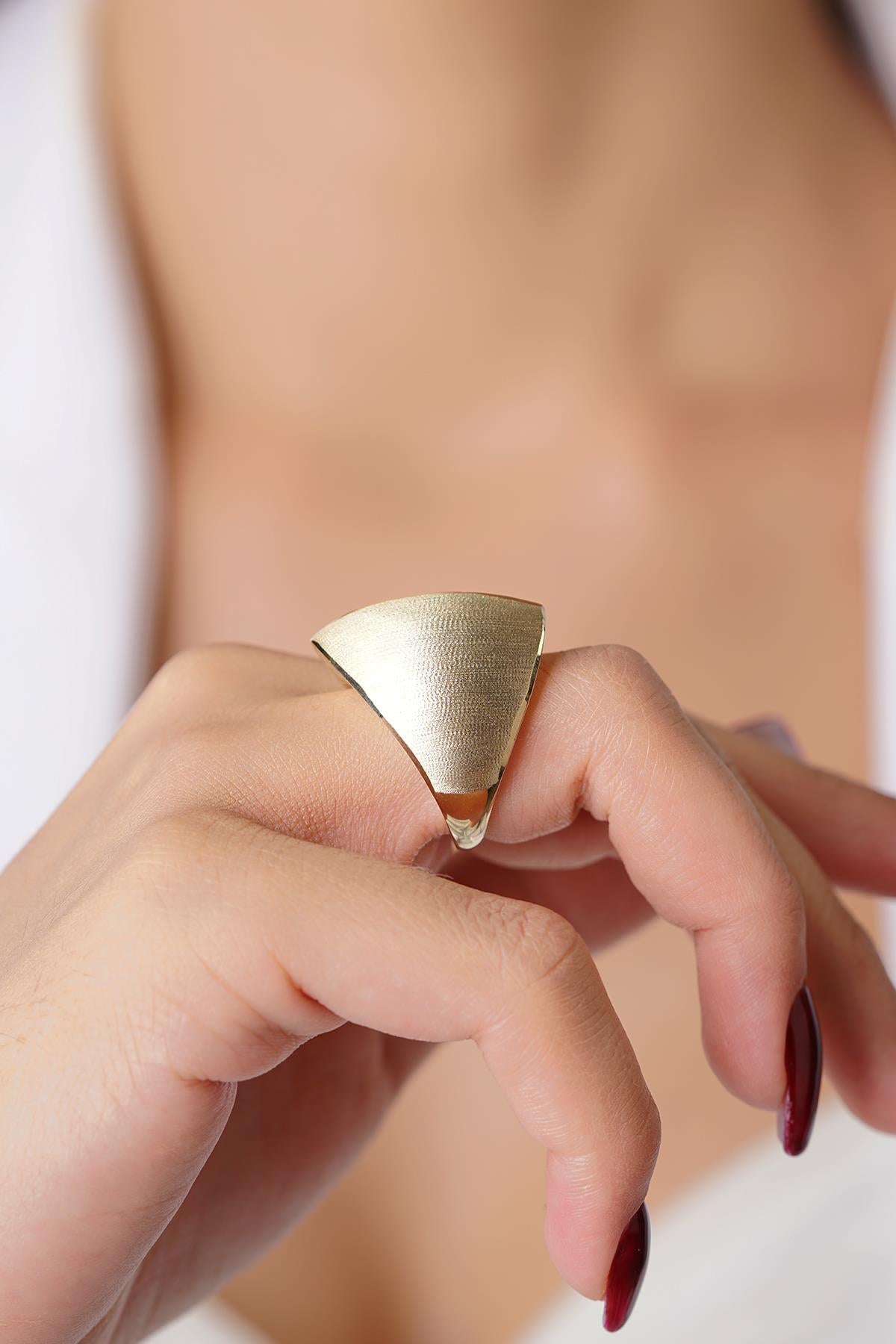 14K Gold Arina Style Gold Band Ring