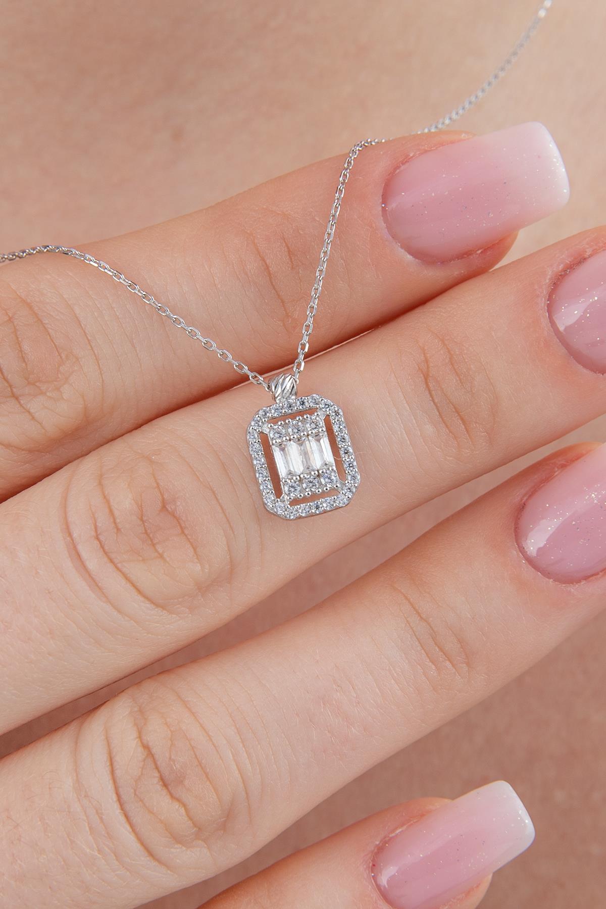 14K Gold Baguette Necklace