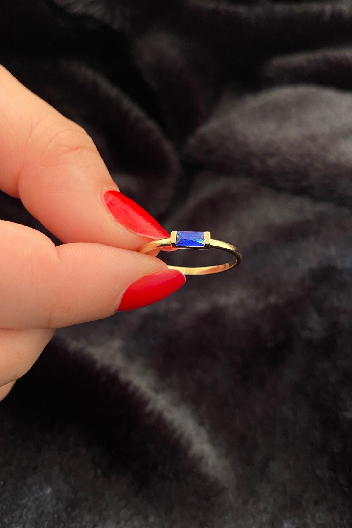 14K Gold Baguette Sapphire Ring