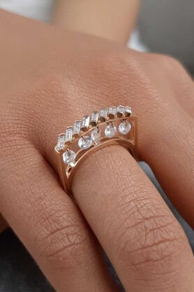 14K Gold Baguette With Dangl Stone Ring