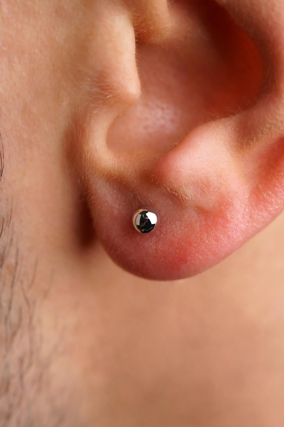 14K Solid Gold Ball Stud Earrings    0.149 inch