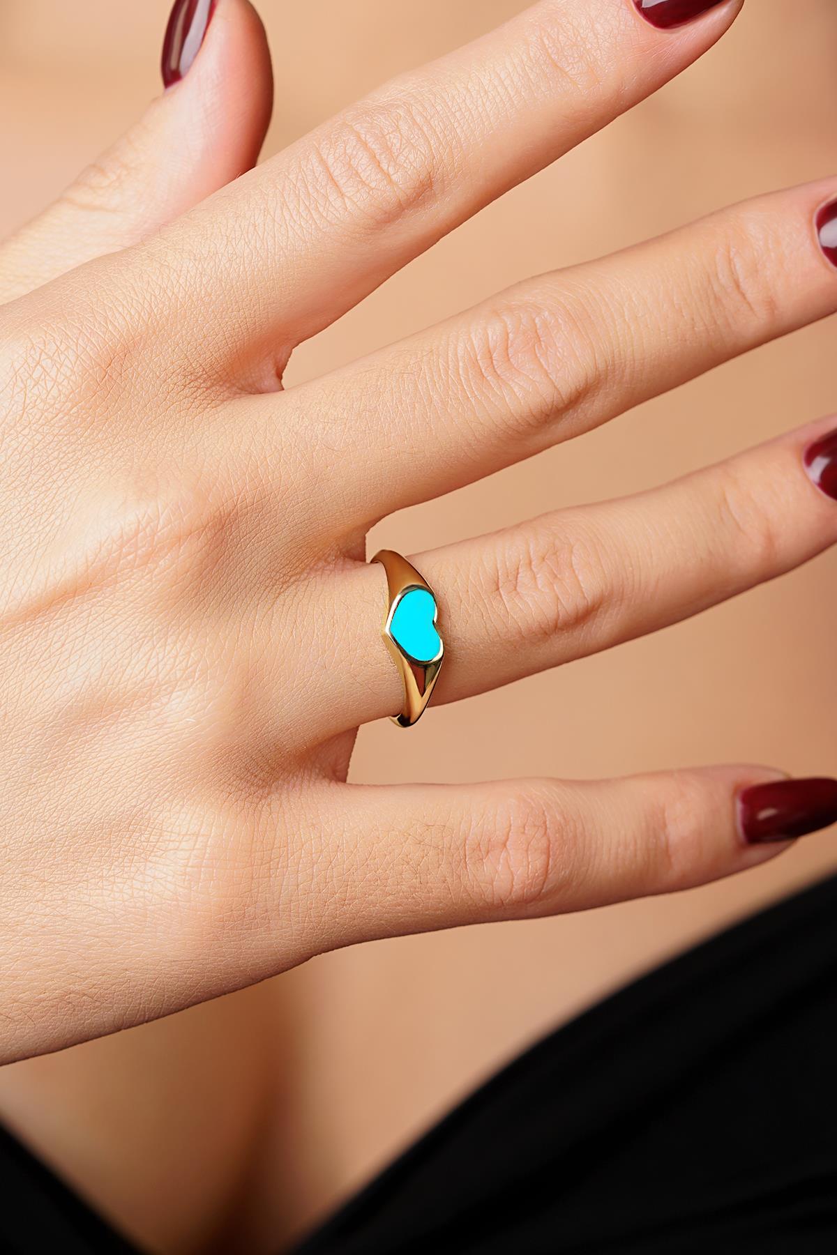 14K Gold Blue Enamel Heart Shaped Ring