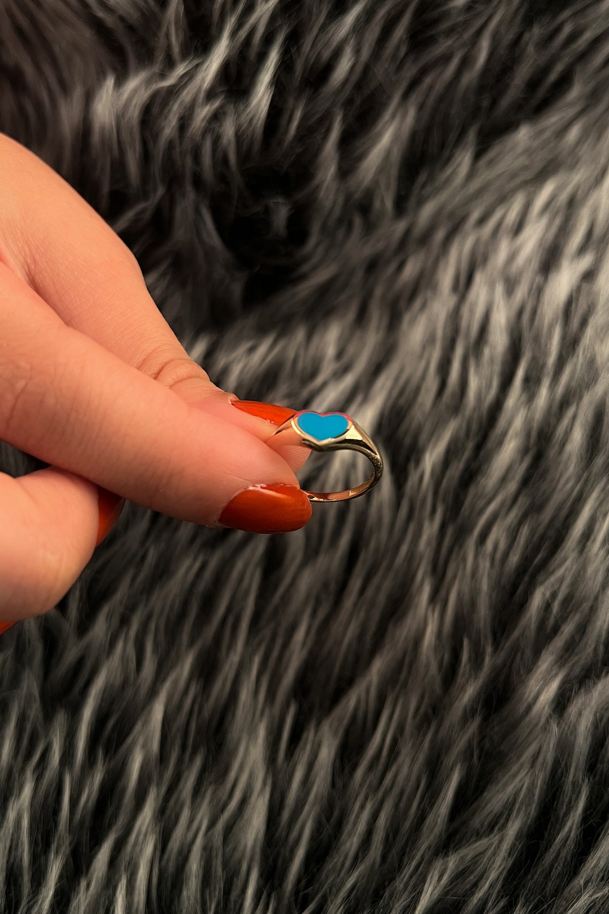 14K Gold Blue Enamel Heart Shaped Ring