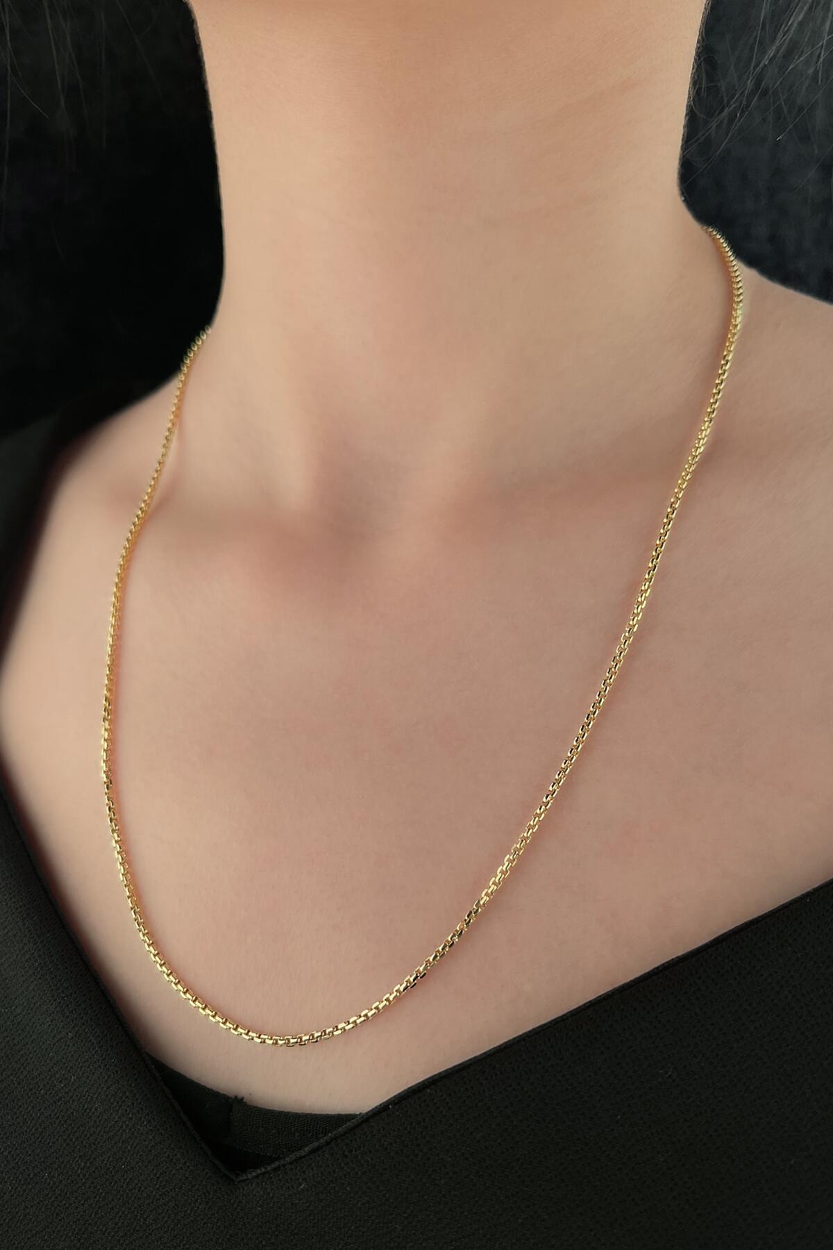 14K Gold Box Chain