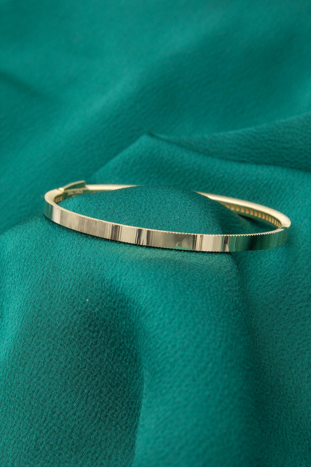 14K Gold Bright Bracelet