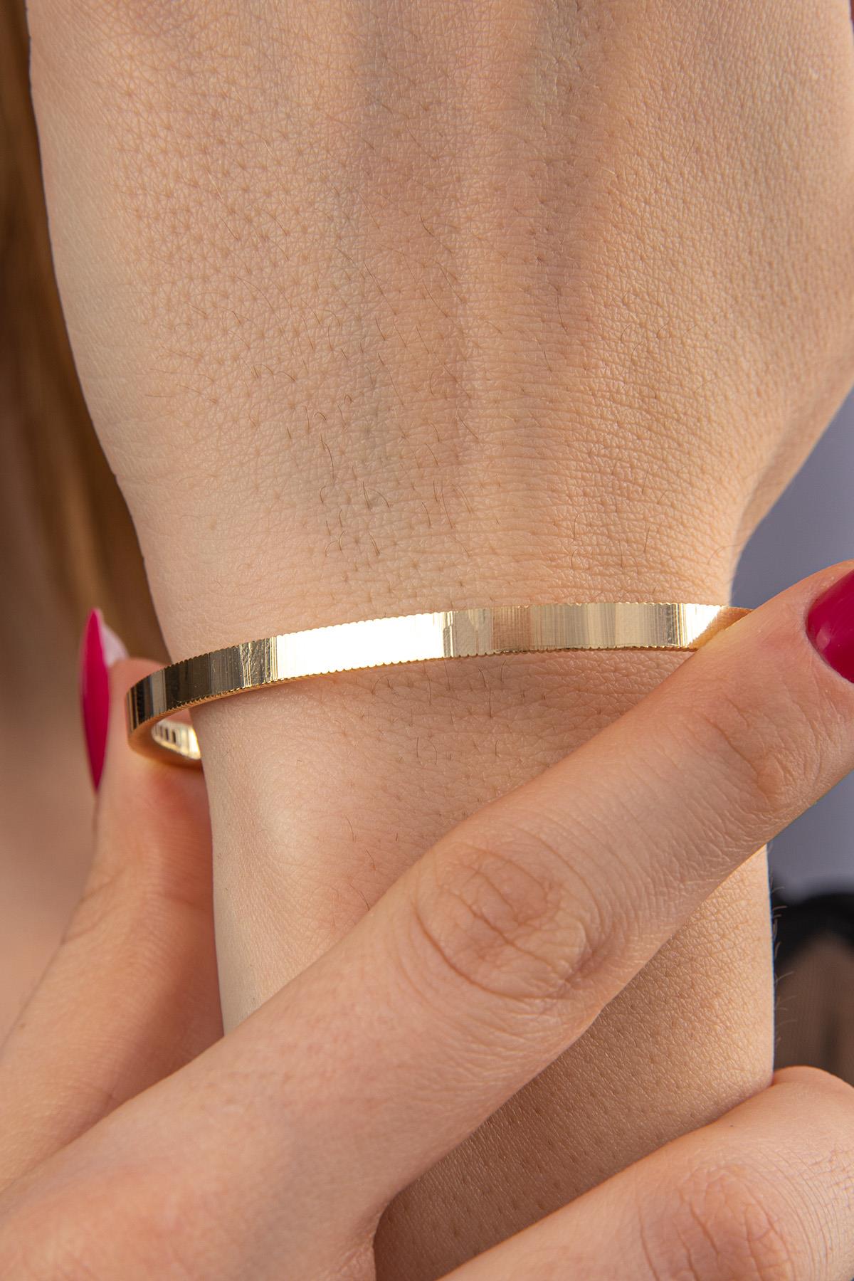 14K Gold Bright Bracelet