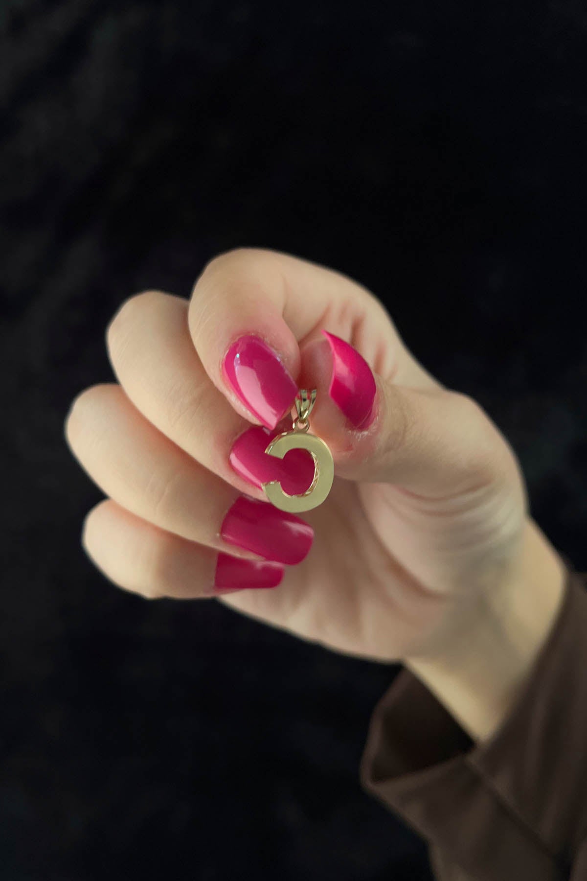 14K Gold C Letter Mini Shine Pendant