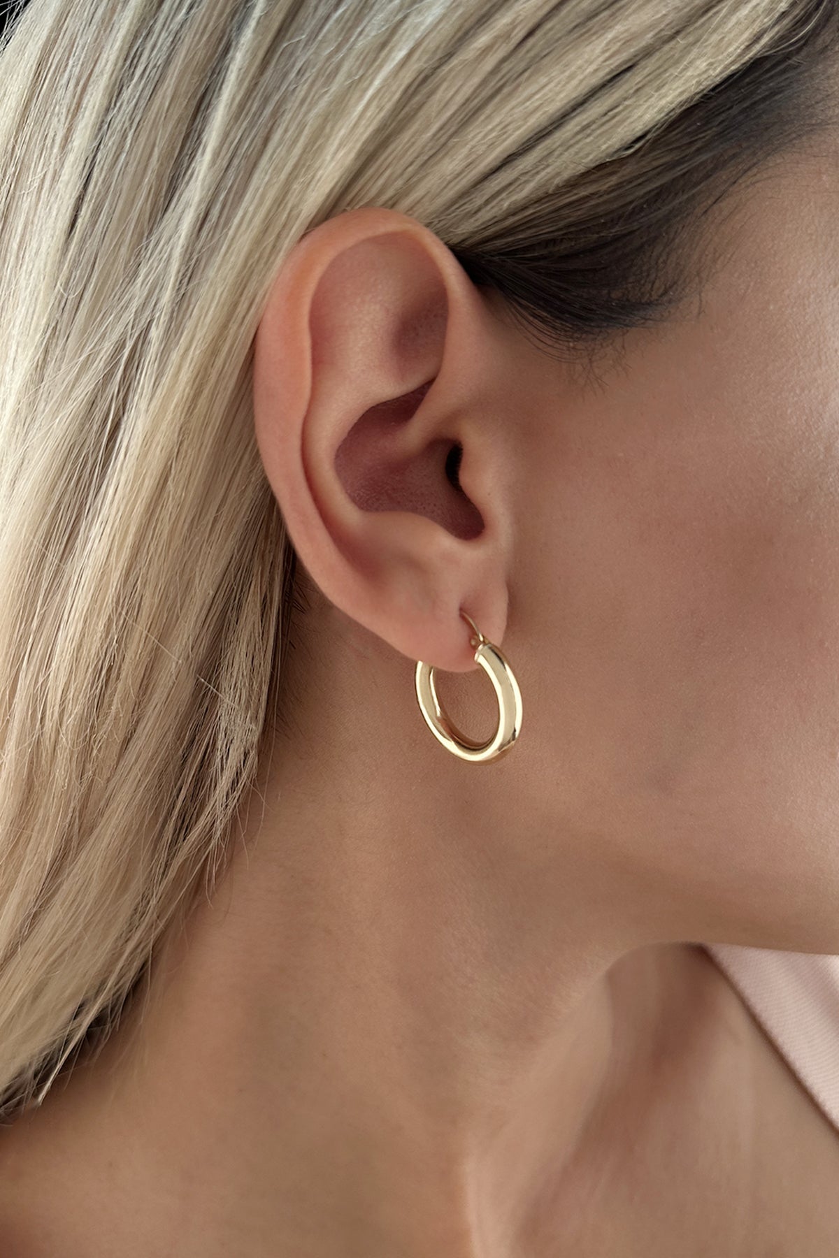 14K Gold Chunky Tube Earrings 4