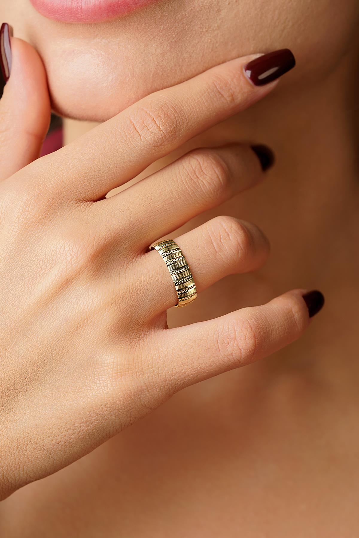 14K Solid Gold Clafoutis Wedding Band