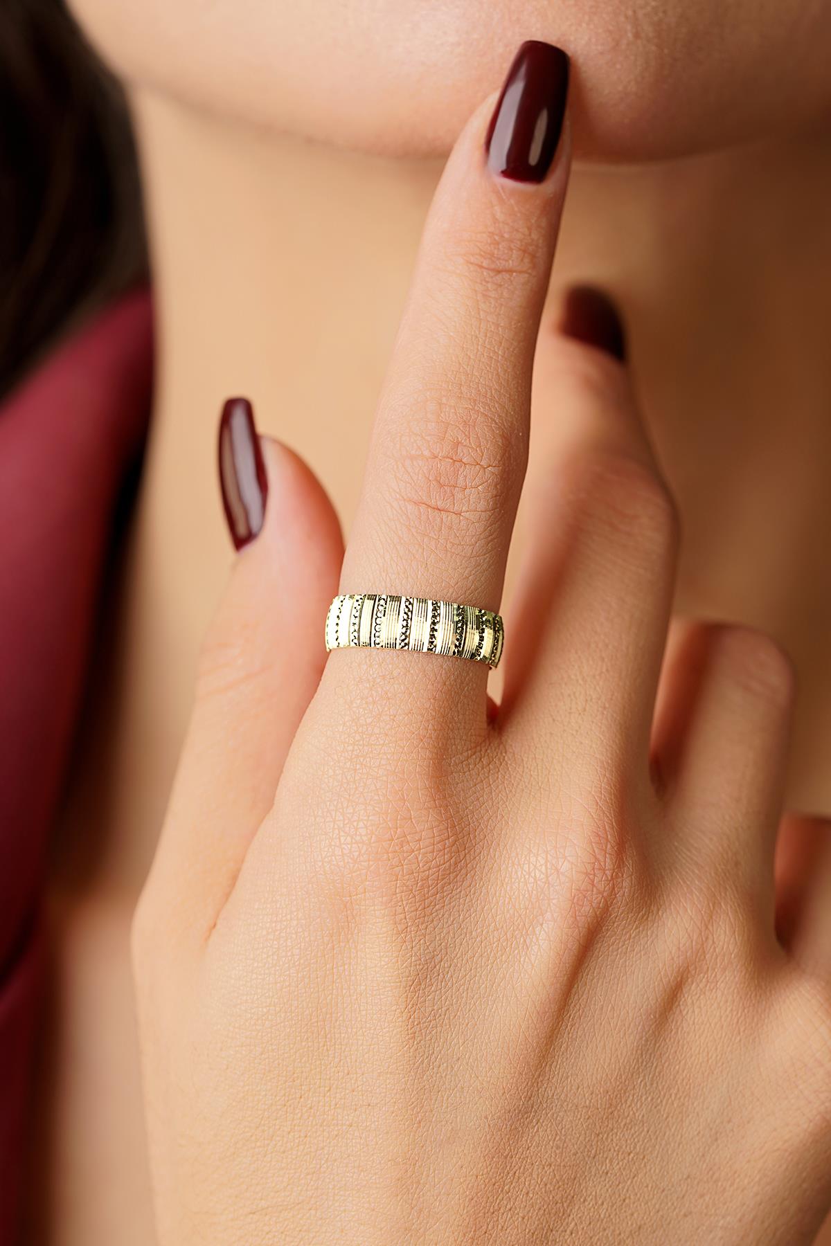14K Solid Gold Clafoutis Wedding Band