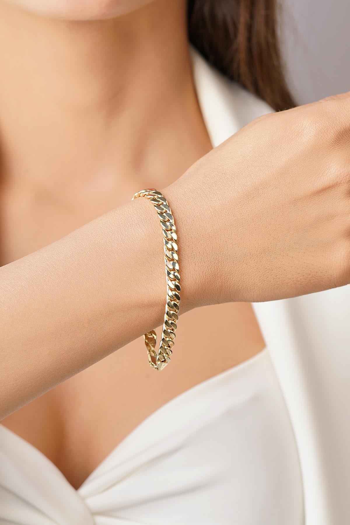 14K Gold Classic Curb Chain Bracelet