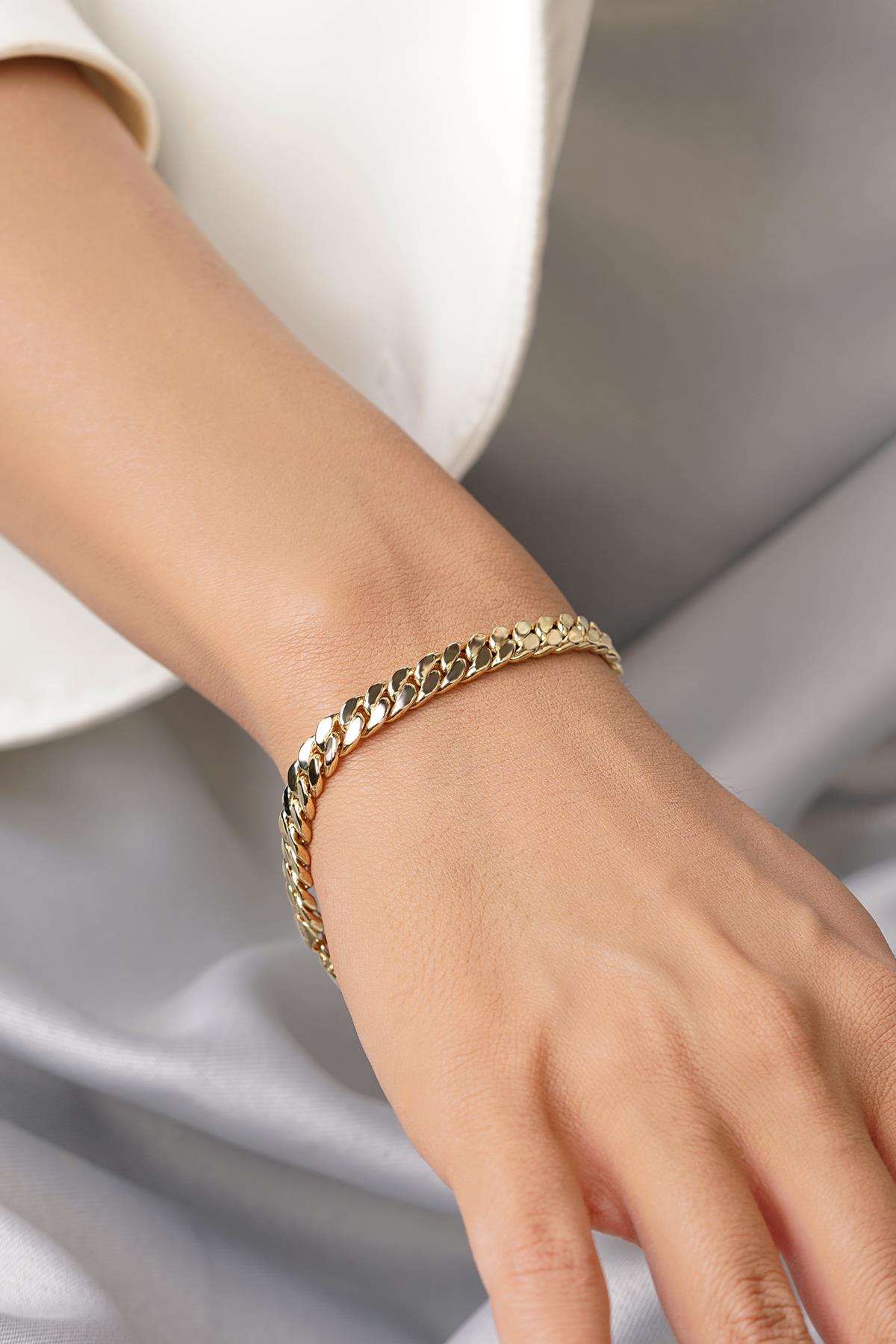 14K Gold Classic Curb Chain Bracelet