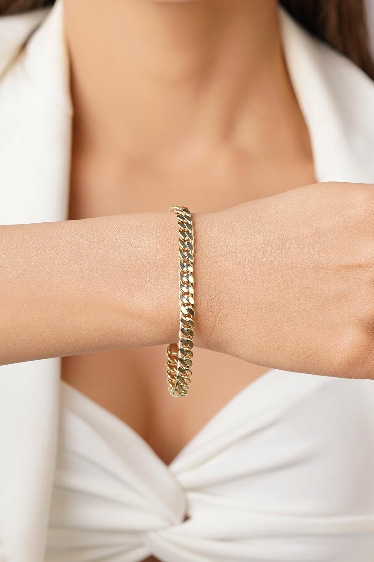 14K Gold Classic Curb Chain Bracelet