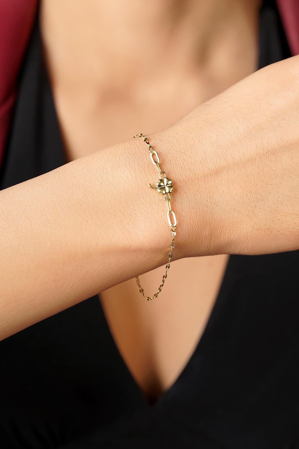 14K Gold Clover Charm Mirror Bracelet