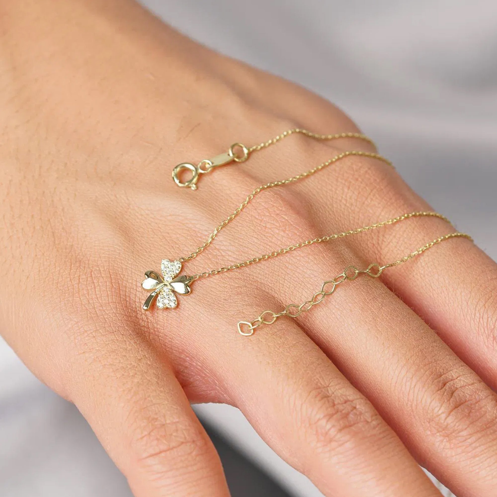 14K Gold Clover Necklace