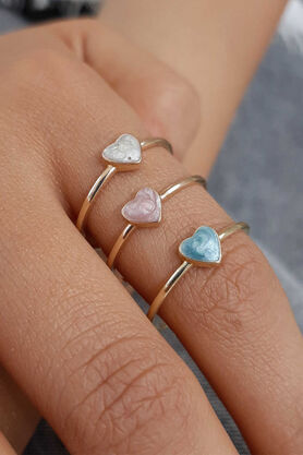 14K Gold Colored Enamel Heart Shaped Ring