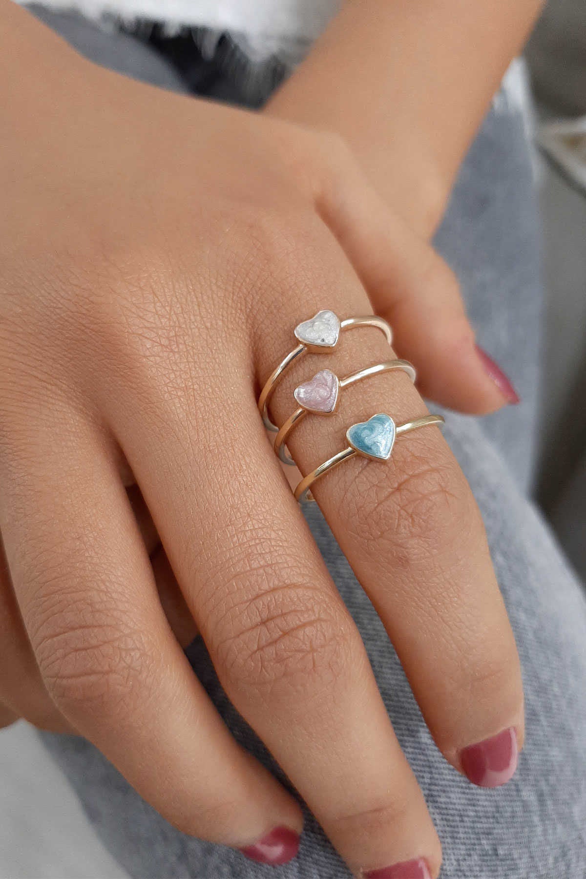 14K Gold Colored Enamel Heart Shaped Ring