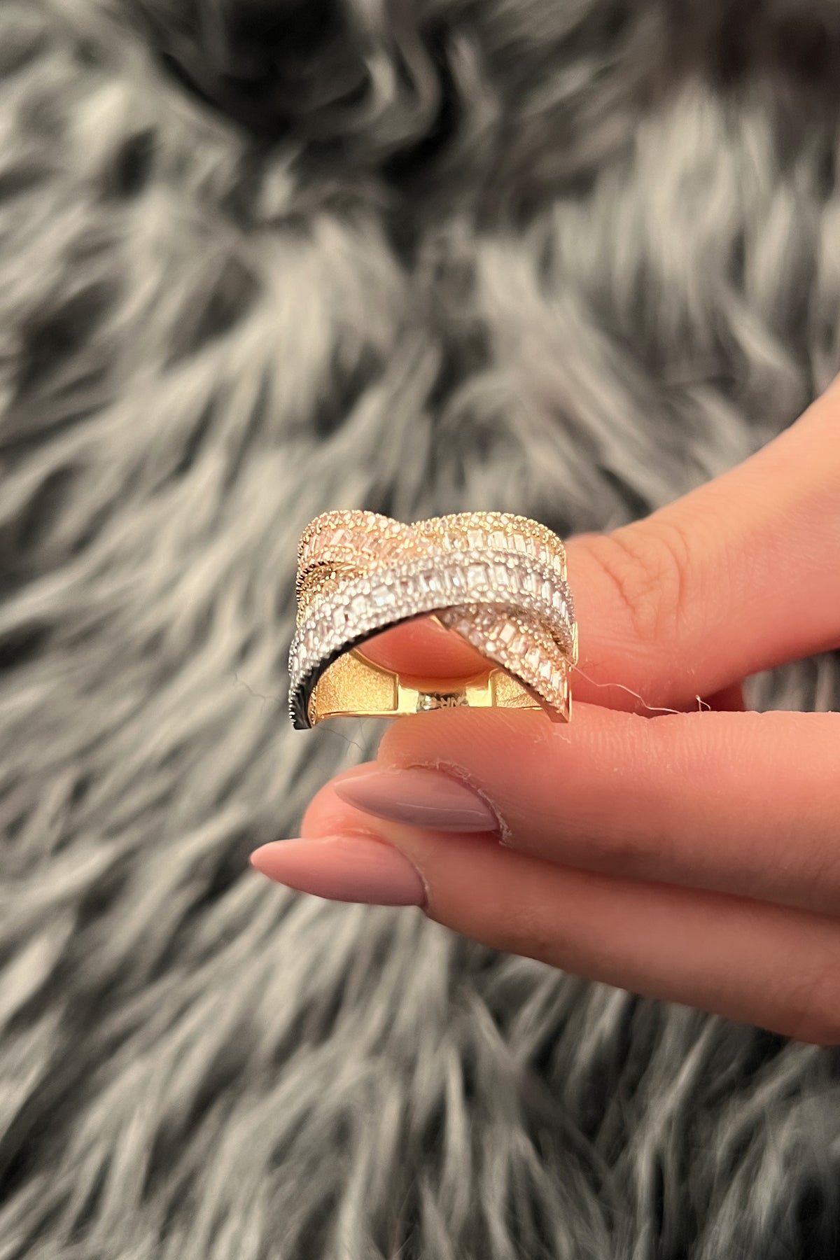 14K Gold Coloured Cross Spiral Gold  Ring