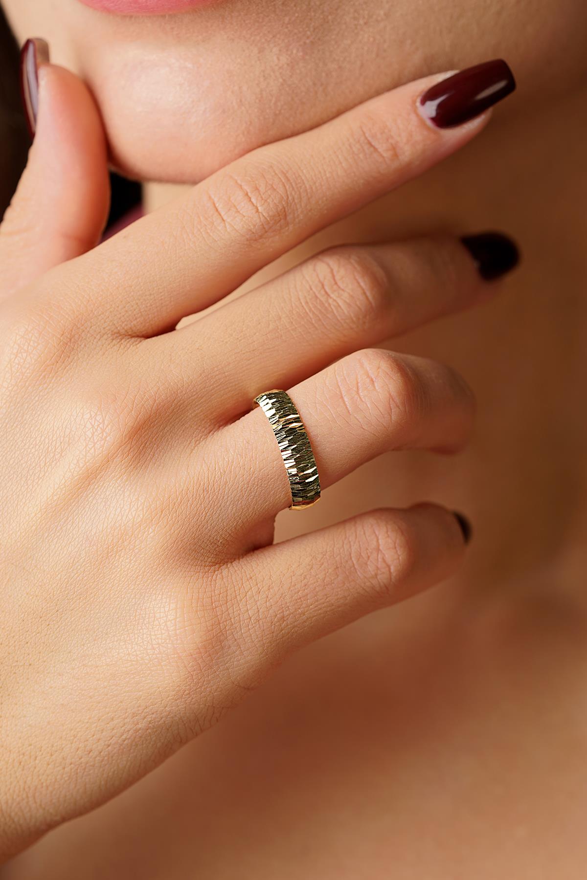 14K Gold Cotta Wedding Band