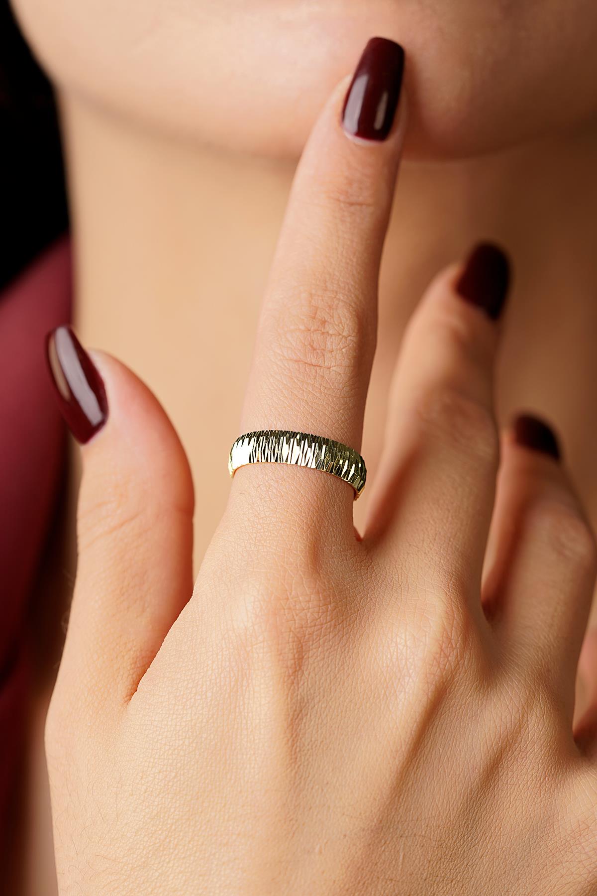 14K Solid Gold Cotta Wedding Band