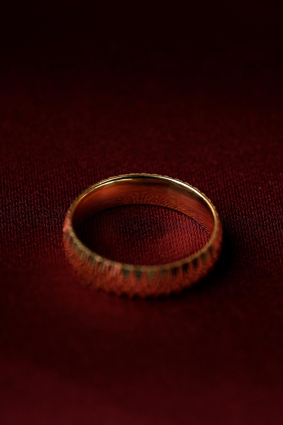 14K Solid Gold Cotta Wedding Band
