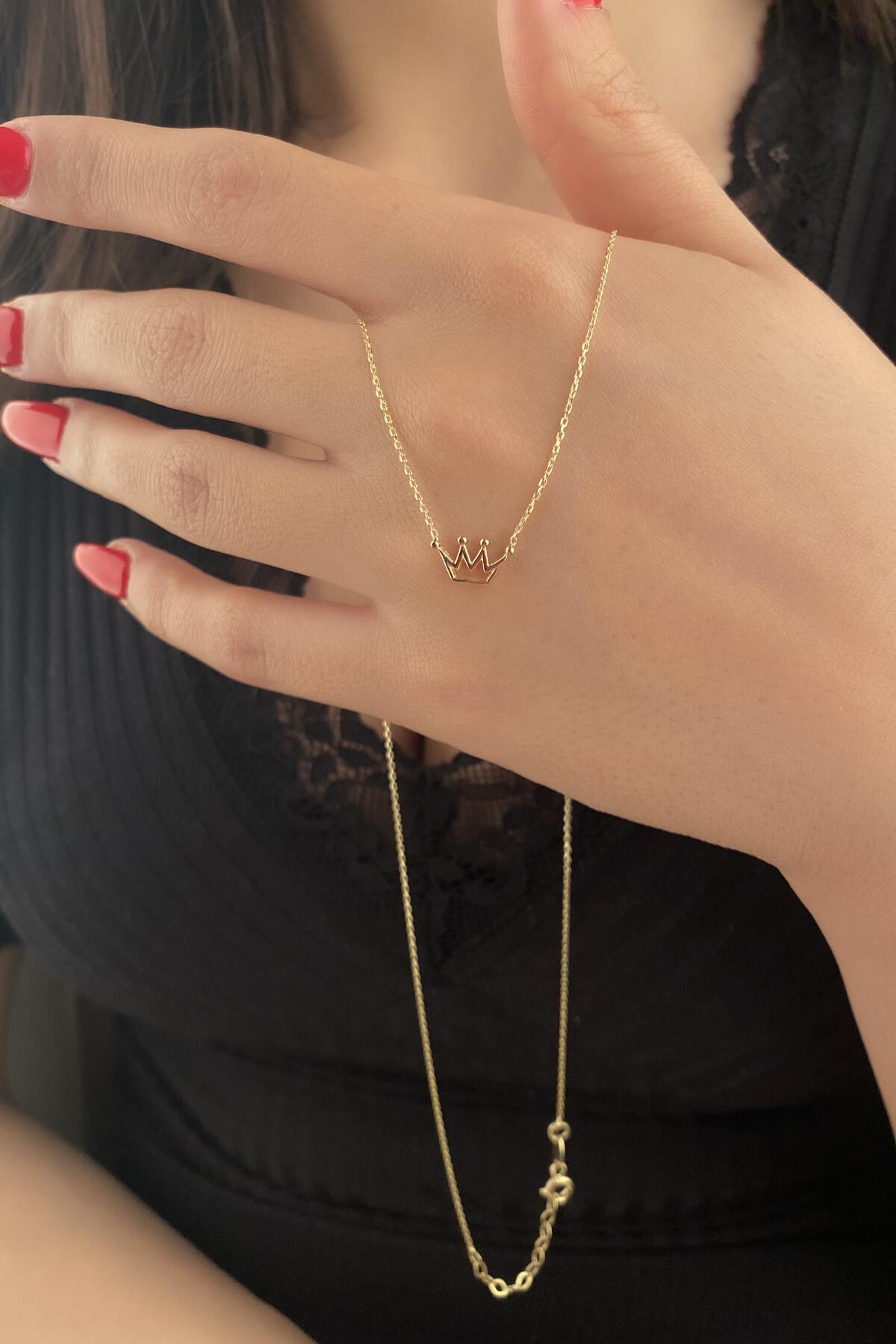 14K Gold Crown Necklace